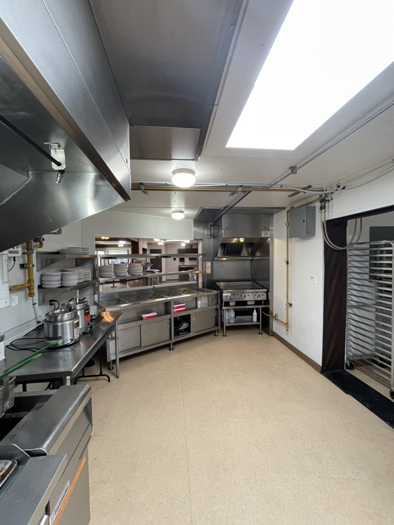 2011 Britco 7 Unit Kitchen