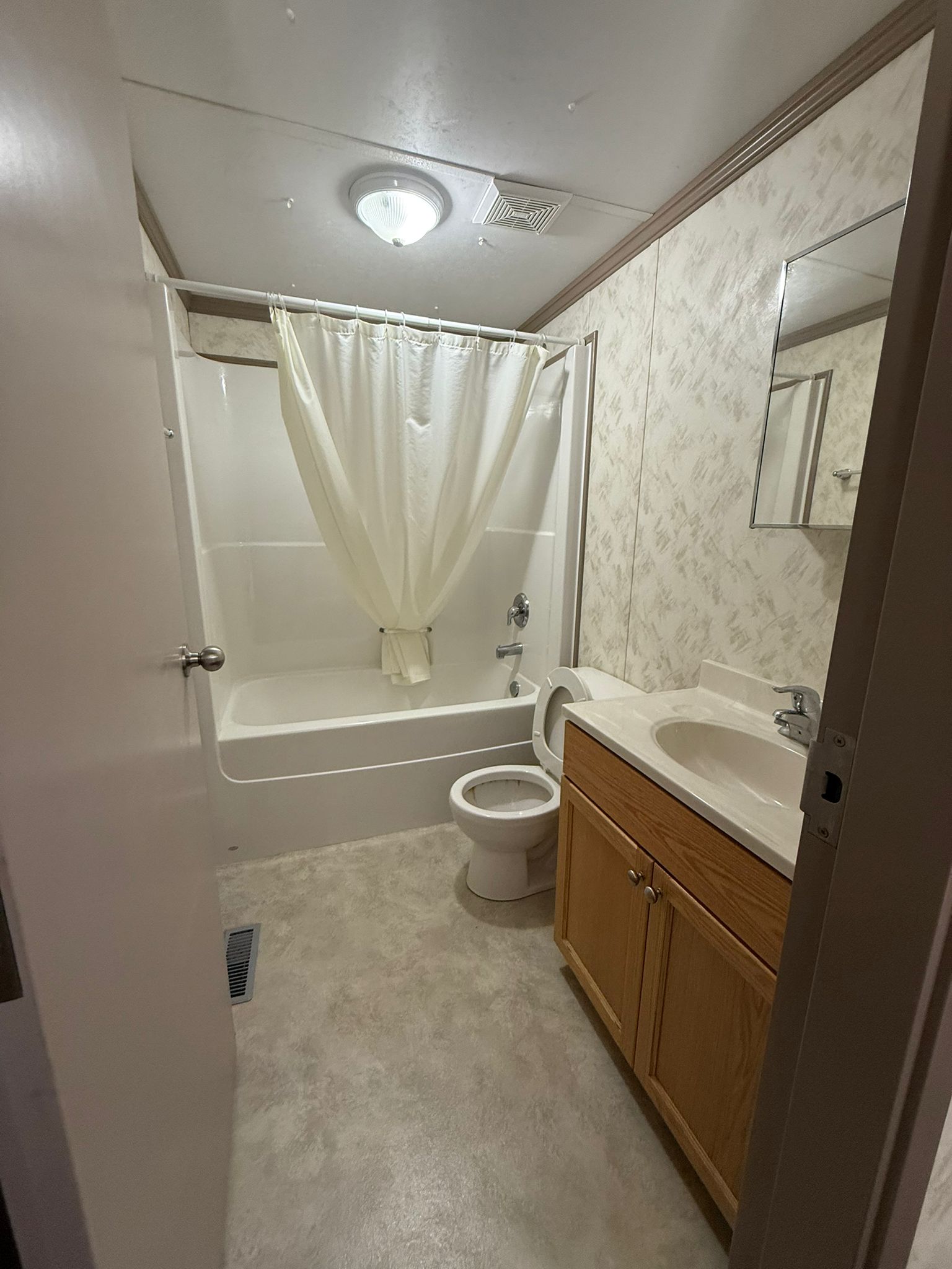 Executive Dormitories – Multiple Available