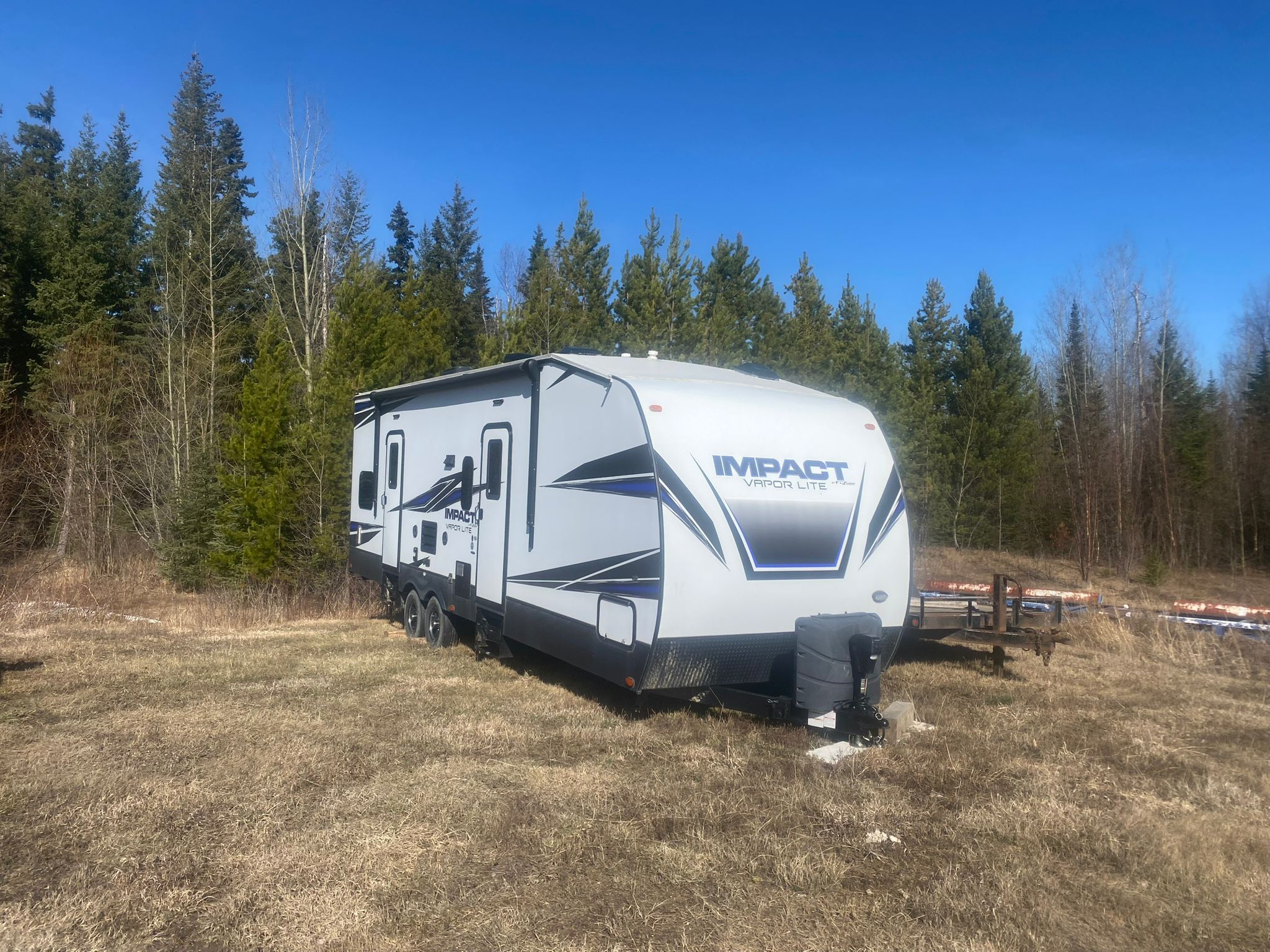 2019 Impact Vapor Lite 29V Toy Hauler